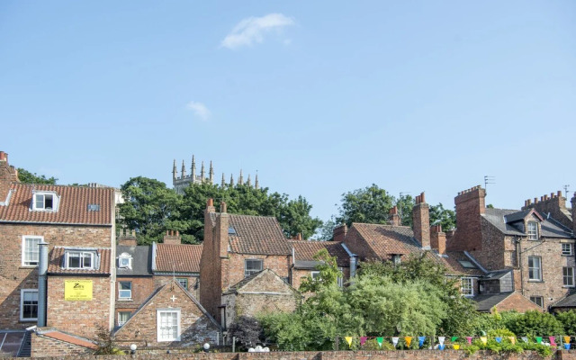 The Quadrant The Carillon Suite