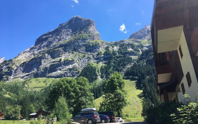 Apartment With 2 Bedrooms in Pralognan-la-vanoise, With Wonderful Moun