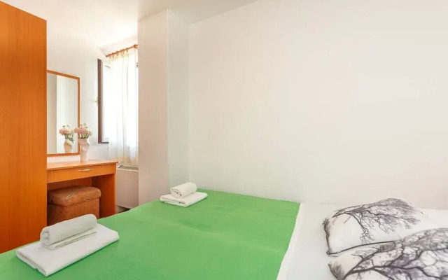 Apartments Mondo