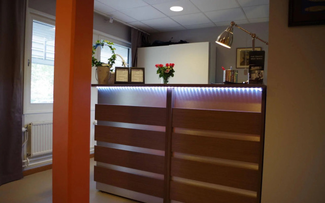 Spoton Hostel & Sportsbar