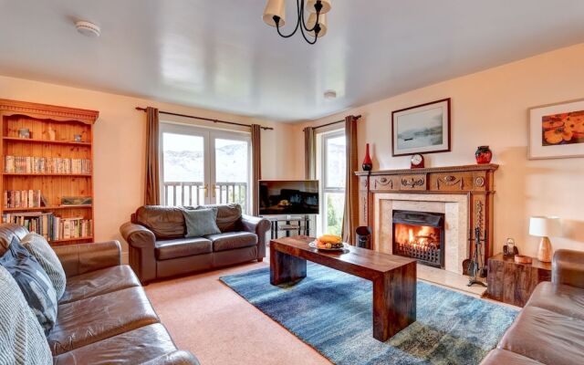 Sprawling Holiday Home in Chapel Stile With Conservatory