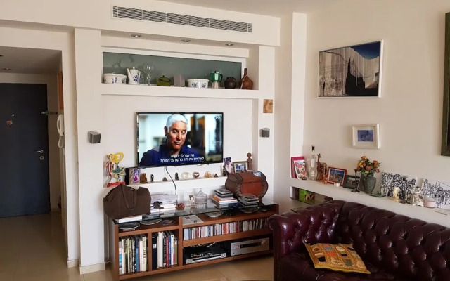 Beautiful Seaview Apt in Jaffa promenade