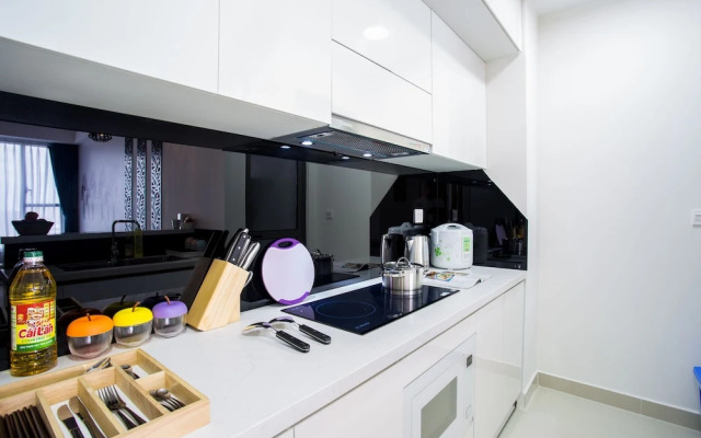 Blue Fingers Rivergate