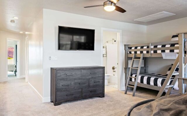 Peaceful Easy Feeling By Redawning