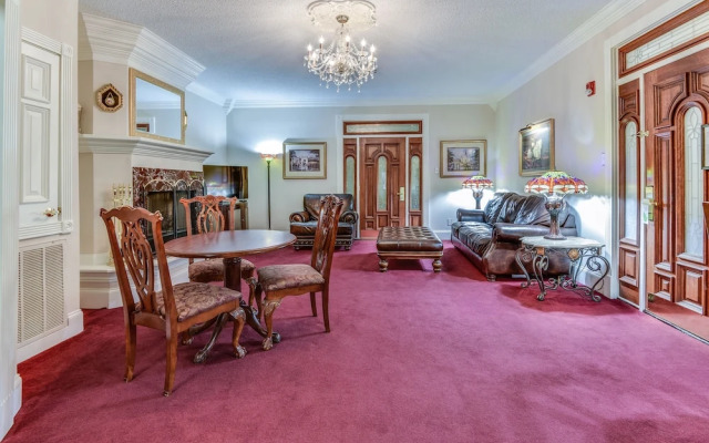 Plaza Suites Downtown New Orleans