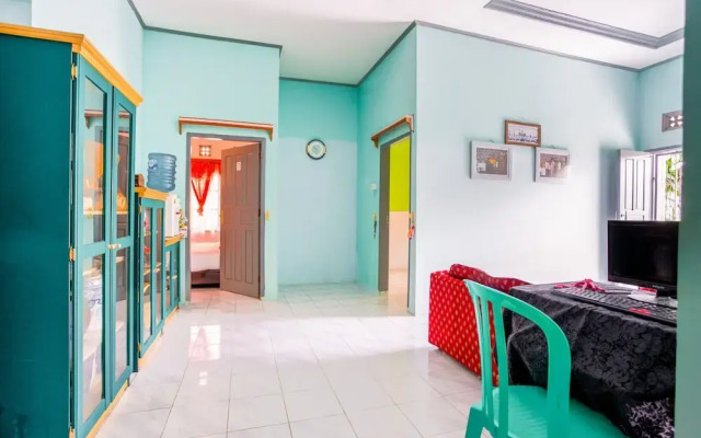 OYO 2903 Putri Residence Syariah