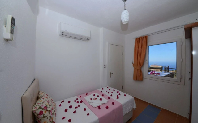 Villa Baris by Akdenizvillam