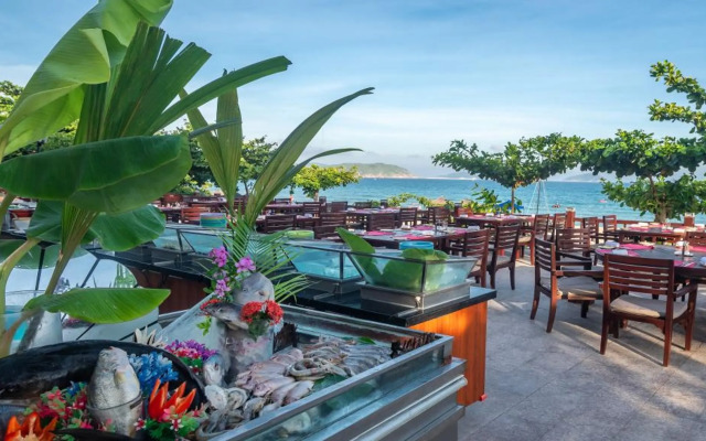 Yalong Bay Mangrove Tree Resort