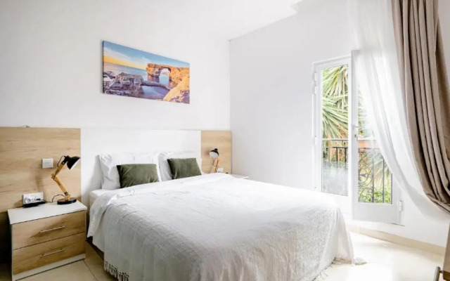 Hammock Vibes Town House