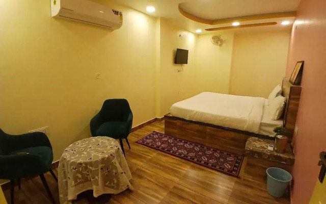 Pragati Hotel