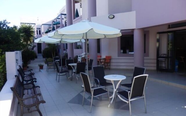 Ilias Apartments