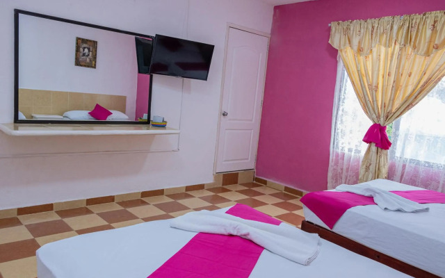 OYO Hotel Marías,Aeropuerto Internacional de Chetumal