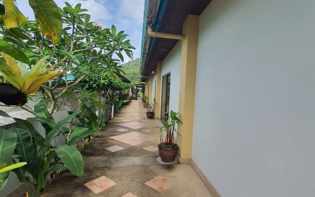 Baan Muchshima Hostel Phuket