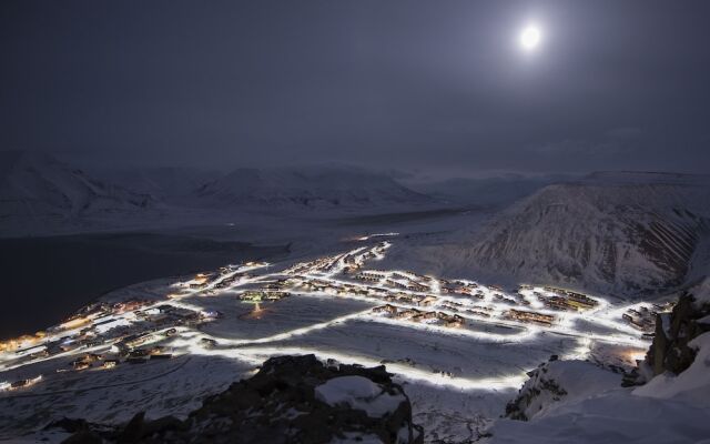 Svalbard Hotell - The Vault