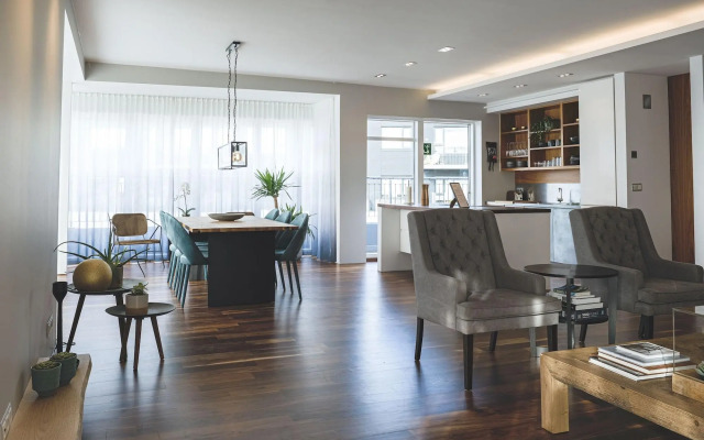 B2 Penthouses by Ylma