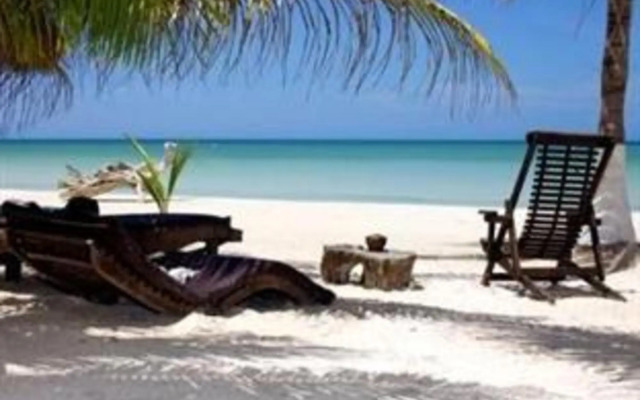 Beachfront Hotel La Palapa - Adults Only