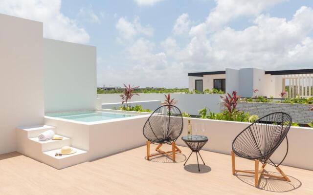 Beautifully Minimalistic Studio Wrapped in Nature by Stella Rentals