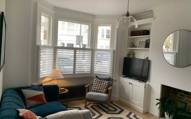 Serene 1BD Flat in Putney