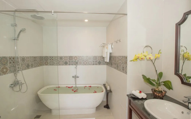 Roxana River Villa