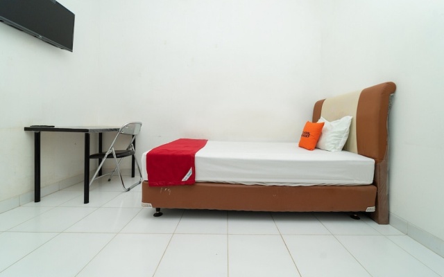 KoolKost Syariah near Summarecon Mall Serpong – Guest Rooms – Tangerang