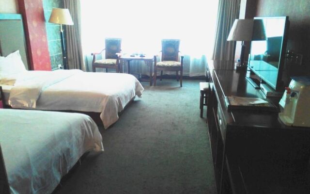 Huachen Hotel (Xi'an Bell Tower East Street Mingchengqiang)