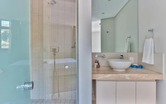 Lawhill Luxury Apartments - V & A Waterfront