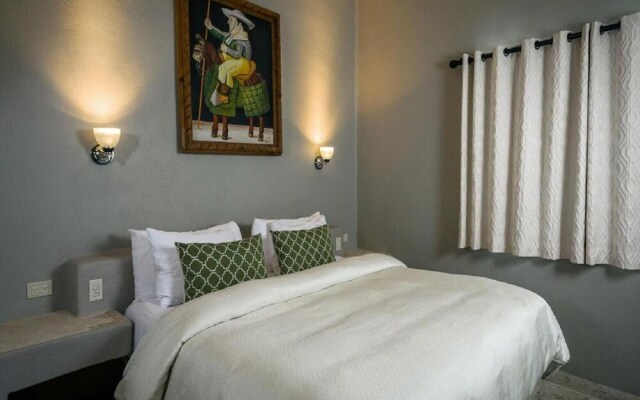 Sunny Vacation Villa 92