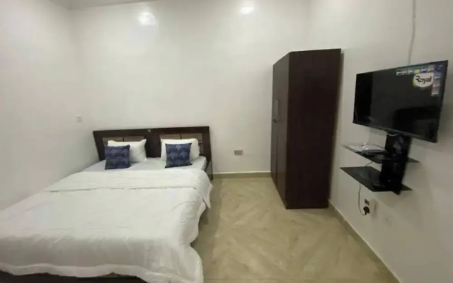 Rossy'S Apartments