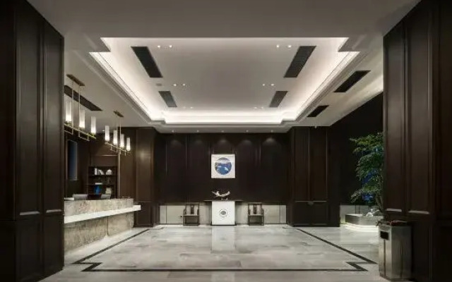 TILL BRIGHT Hotel (Loudi Railway Station Marriott City Plaza)