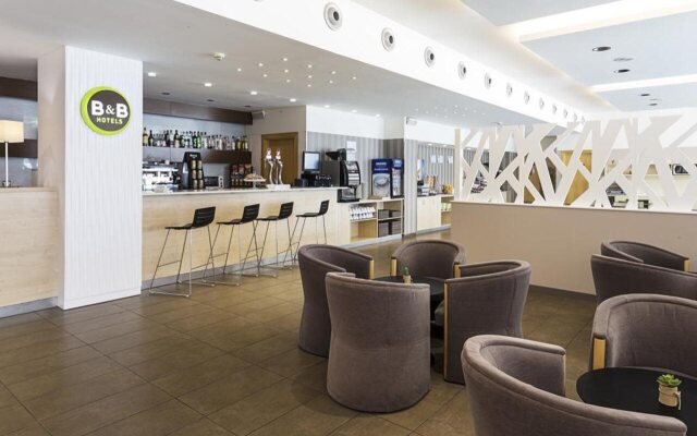 B&B Madrid Aeropuerto T1 T2 T3