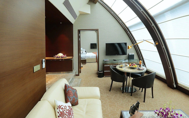 Sahara Star