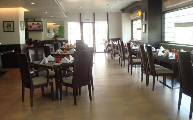The Hans Hotel New Delhi