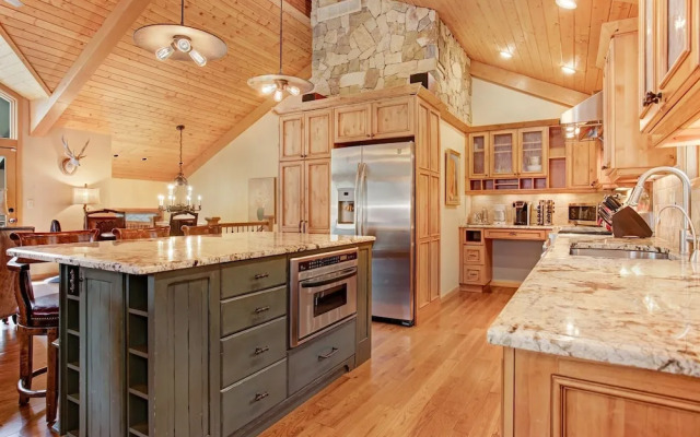 4515 Bighorn Road 4 Bedroom Home