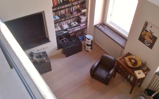 Ila1219 House Sole & Luna