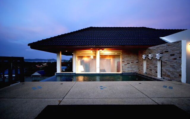 The Idol Boutique Hotel