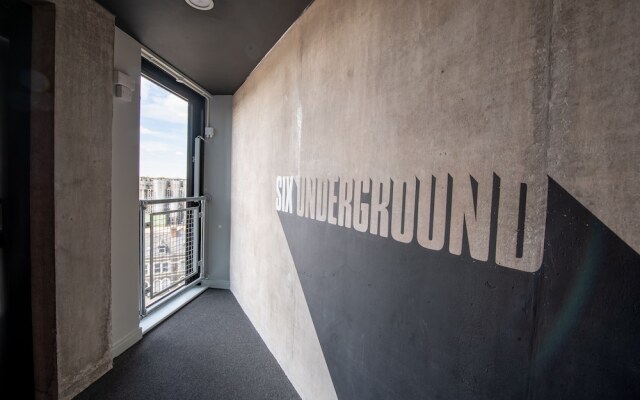 Stylish warehouse apartment in Central Cardiff