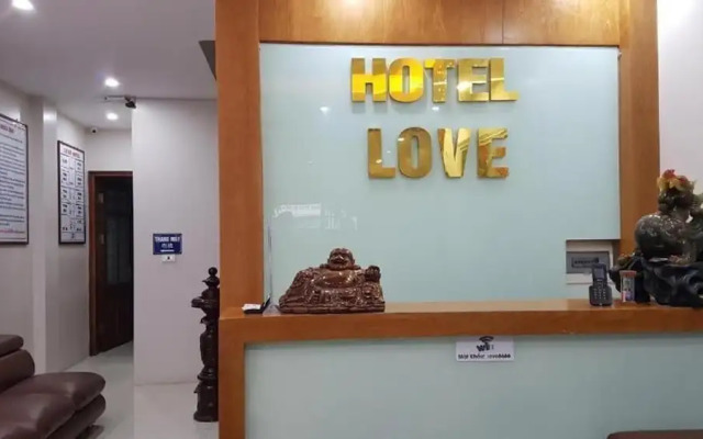 Love Hotel KDT Van Phu- by Bay Luxury