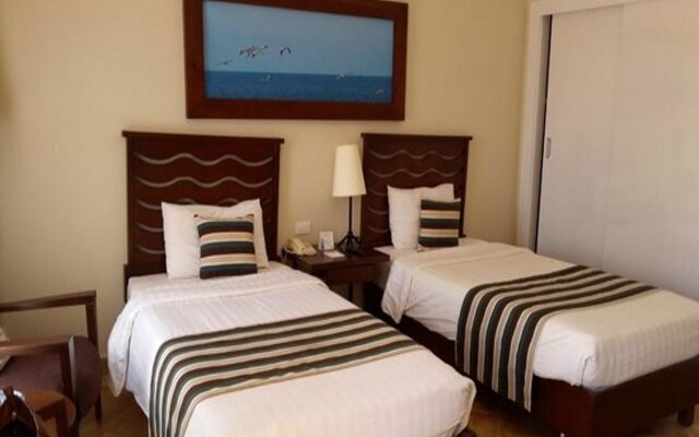 Three Corners Ocean View Hotel Prestige - Adults Only