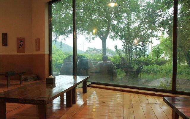 Ok-san Seowon Guest House