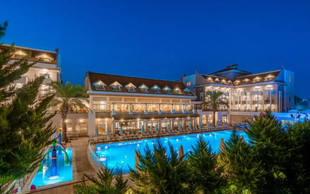 Side Story Resort & Spa