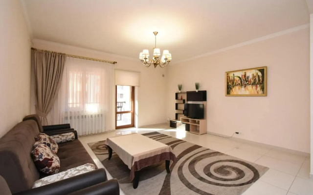 Northern Avenue, 2 bedrooms Luxury, New Renovated apartment HH666