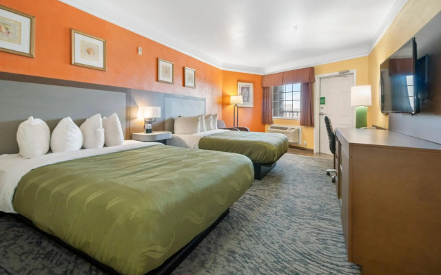 Quality Inn & Suites Galveston - Beachfront