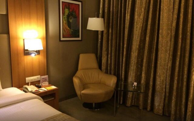 Royal Orchid Central, Vadodara