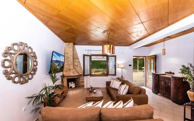 Villa Avra - With Private Pool