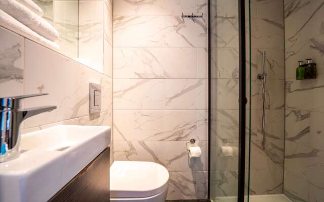 Euston Square Hotel