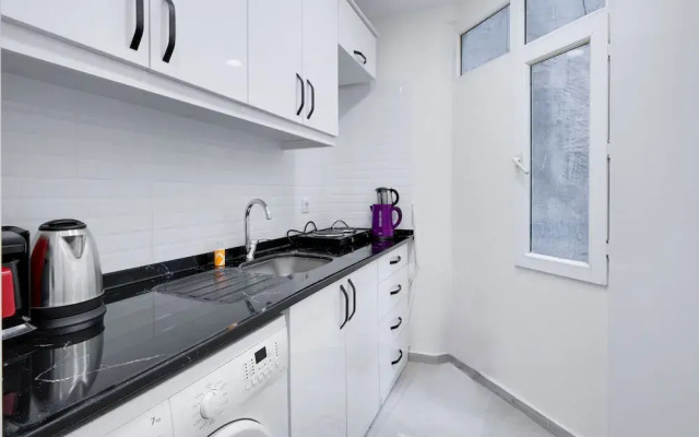 Cozy Flat 10 min to Marmaray and Uskudar Coast