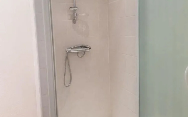 Appartement à Nîmes en pleine nature avec Piscine