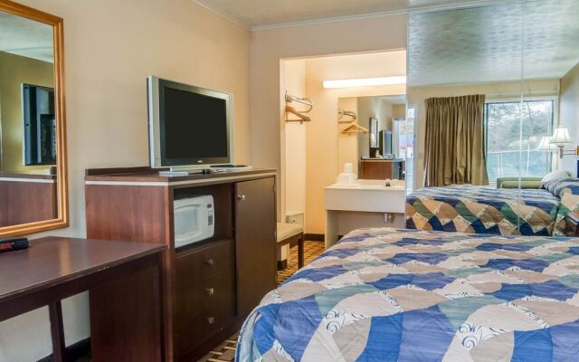 Rodeway Inn Civic Center