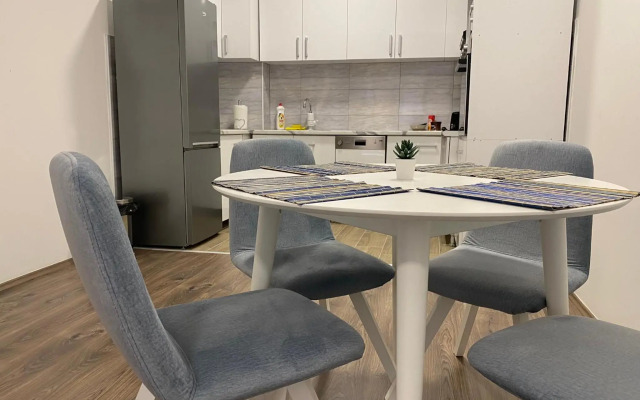 Simonovski’s Apartment 2