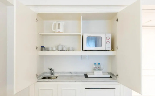 Loi Suites Recoleta Hotel